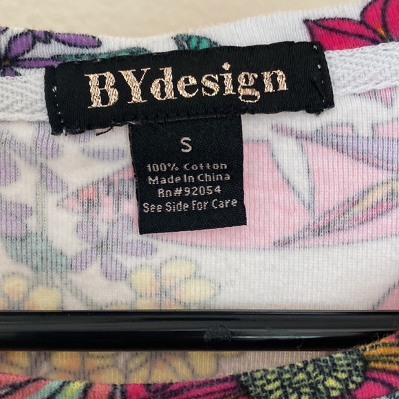 Pattern t-shirt - Picture 2 of 2